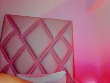 Stripchat Live Porn of shaira-07