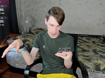 Stripchat Live Sex Cam of ERICK__DEEN