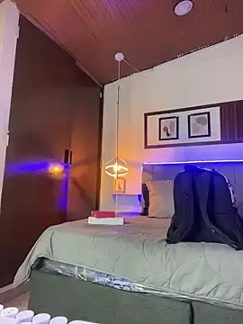 Stripchat Live Porn of karlamorris_