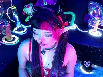 Stripchat Live Sex Cam of LaytonBox