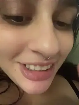 Stripchat Free Live Porn of pudizinhaa_