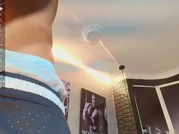 Stripchat Sex Cam of toower_