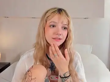 Stripchat Free Live Porn of Molly_Platt