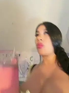 Stripchat Sex Chat of kiim_taaylor