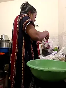 Stripchat Free Porn Cam of RDindian96