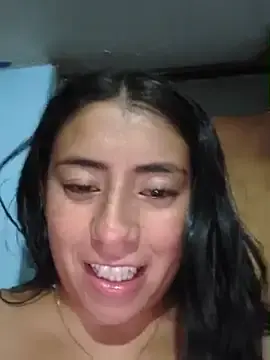 Stripchat Live Sex Cam of ashleymonroe4