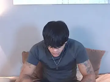 Stripchat Sex Cam of LuciferM_Star