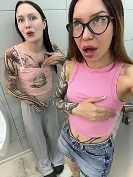 Stripchat Sex Cam of babydolll