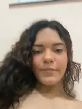 Stripchat Watch Live Sex Cams of BranquinhaRj177