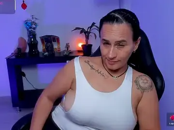 Stripchat Nude Webcam of Sara_Charmy