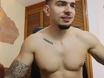 Stripchat Sex Chat of Josh_miller01