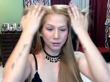 Stripchat Sex Cam of dreamgirlHILARY