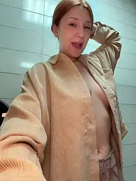 Stripchat Nude Webcam of katexxxx