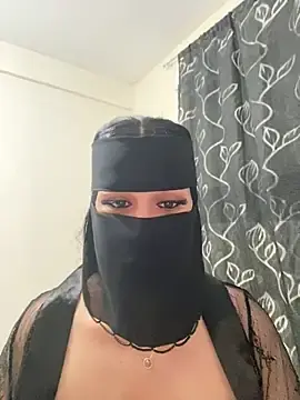 Stripchat Free Porn Cam of mari_layali