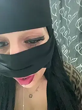 Stripchat Live Sex of mari_layali