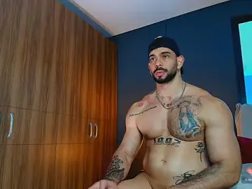 Stripchat Sex Chat of massimo_visconti