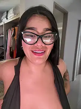 Stripchat Best Webcam of Issane_Peru