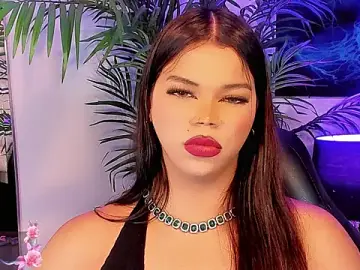 Stripchat Watch Live Sex Cams of Keira_Fox31