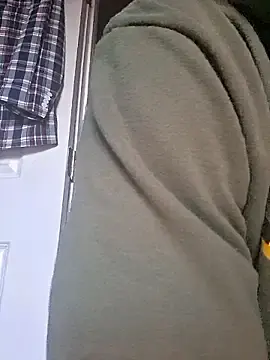 Stripchat Live Sex Cam of bigboytoy912