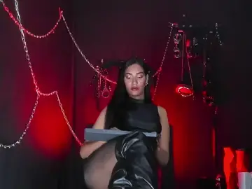Stripchat Adult Webcam of ValeryMooon