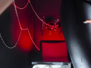 Stripchat Free Live Porn of ValeryMooon