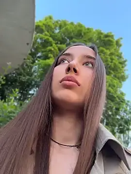 Stripchat Live Sex Cam of ICrazyOneIRL