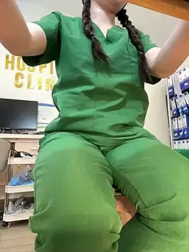 Stripchat Live Porn of secretly_masturbating