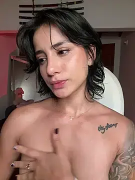 Stripchat Sex Cam of Ale_Lewis