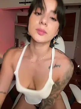 Stripchat Live Sex of Ale_Lewis