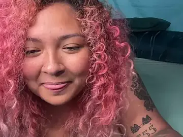 Stripchat Best Webcam of chilepinaaa