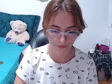 Stripchat Live Sex Cam of Kate_lorens9