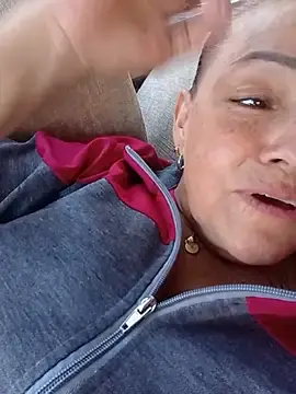 Stripchat Free Porn Cam of Zamara_milf