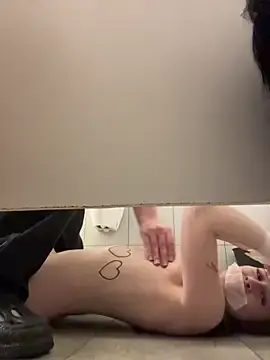 Stripchat Live Sex Cam of KnockKnock-