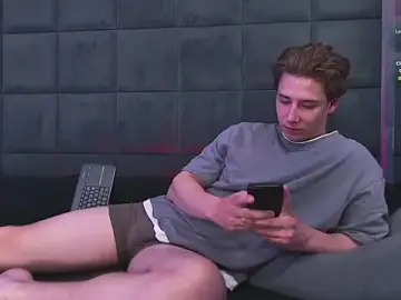 Stripchat Adult Webcam of Massimo_Voss