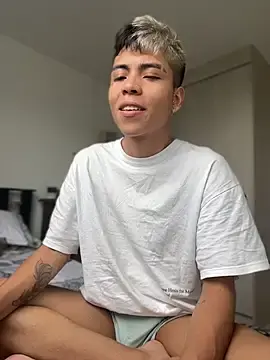 Stripchat Live Sex of MaxiWildd