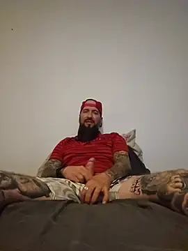 Stripchat Live Sex Cam of Beardedtattood