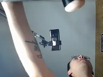 Stripchat Live Sex of TonyGumm