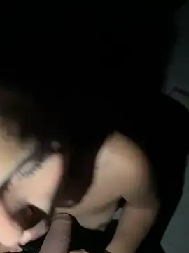 Stripchat Free Porn Cam of the_queen_of_street