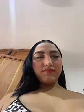 Stripchat Sex Cam of Mia_em