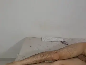 Stripchat Free Porn Cam of the_skinny_one