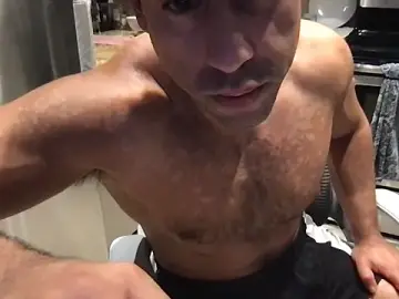 Stripchat Adult Webcam of BigGuyMuscle