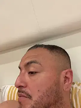 Stripchat Watch Live Sex Cams of alexandeerr1986