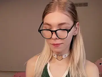 Stripchat Watch Live Sex Cams of Blondy_Fina