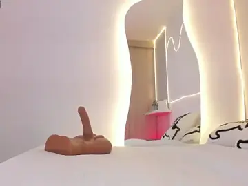 Stripchat Live Sex Cam of EllieMitchell