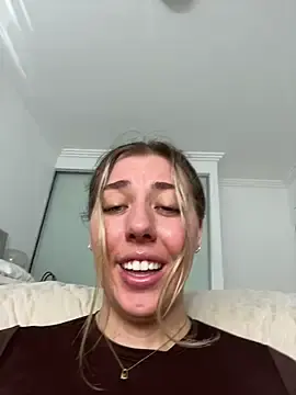 Stripchat Best live sex cam show of Aussielulu