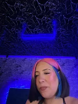 Stripchat Live Sex Cam of Scarlett-LS
