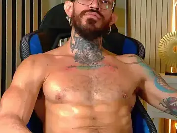 Stripchat Live Sex Cam of Simon_Rz