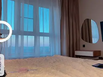 Stripchat Live Sex of MiaKomoi