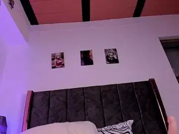 Stripchat Watch Live Sex Cams of Helldy_666