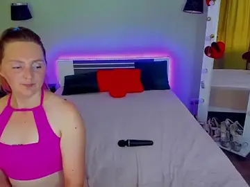 Stripchat Adult Webcam of MagicEyess